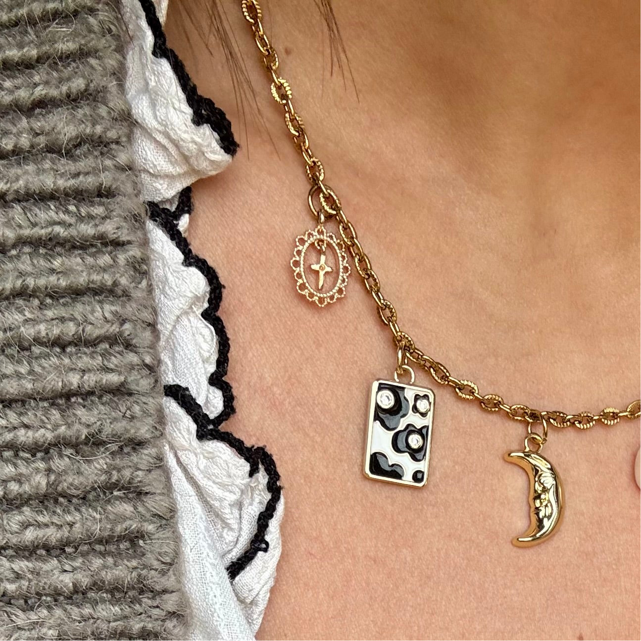 AKASSI NECKLACE