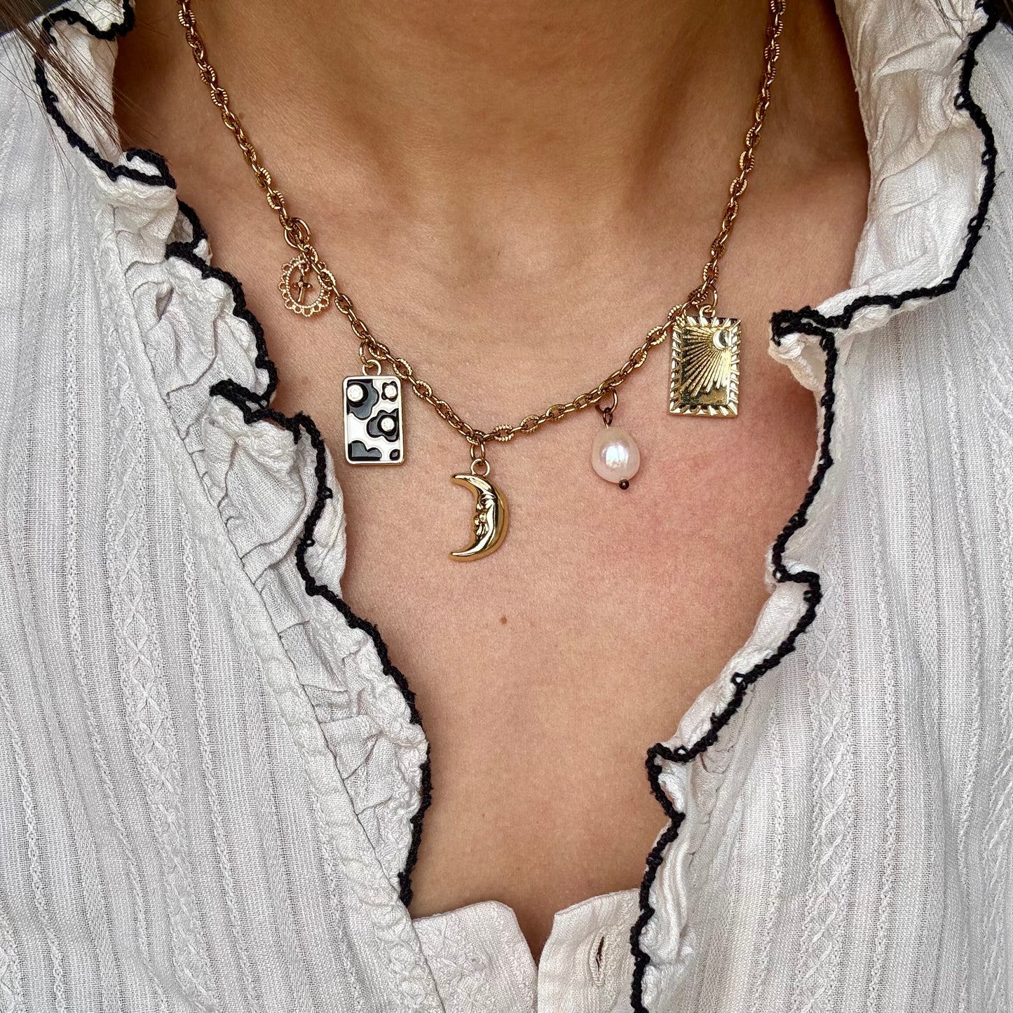 AKASSI NECKLACE