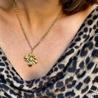 COLLIER FLOWER